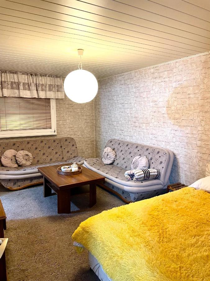 Airport Sarajevo Apartment 2 Ngoại thất bức ảnh